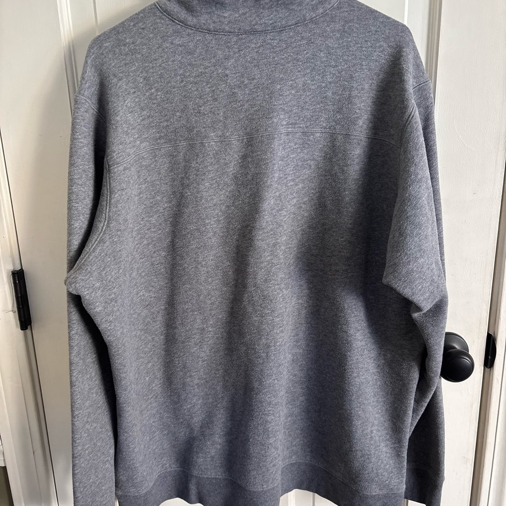 Columbia Zip-Up - Picture 4 of 4